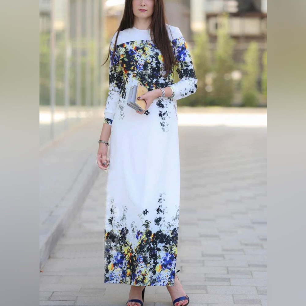 Annah Hariri Women Floral Bohemian long Sleeve Modest Maxi Dress. Size 6